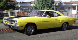 1970 Plymouth Hemi Road Runner Front