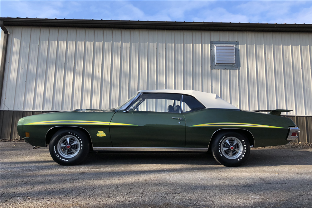 1970 Pontiac GTO Judge Ram Air IV Convertible - Side