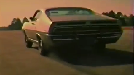 Burn Out 1971 Ford Torino GT 429 Cobra Jet