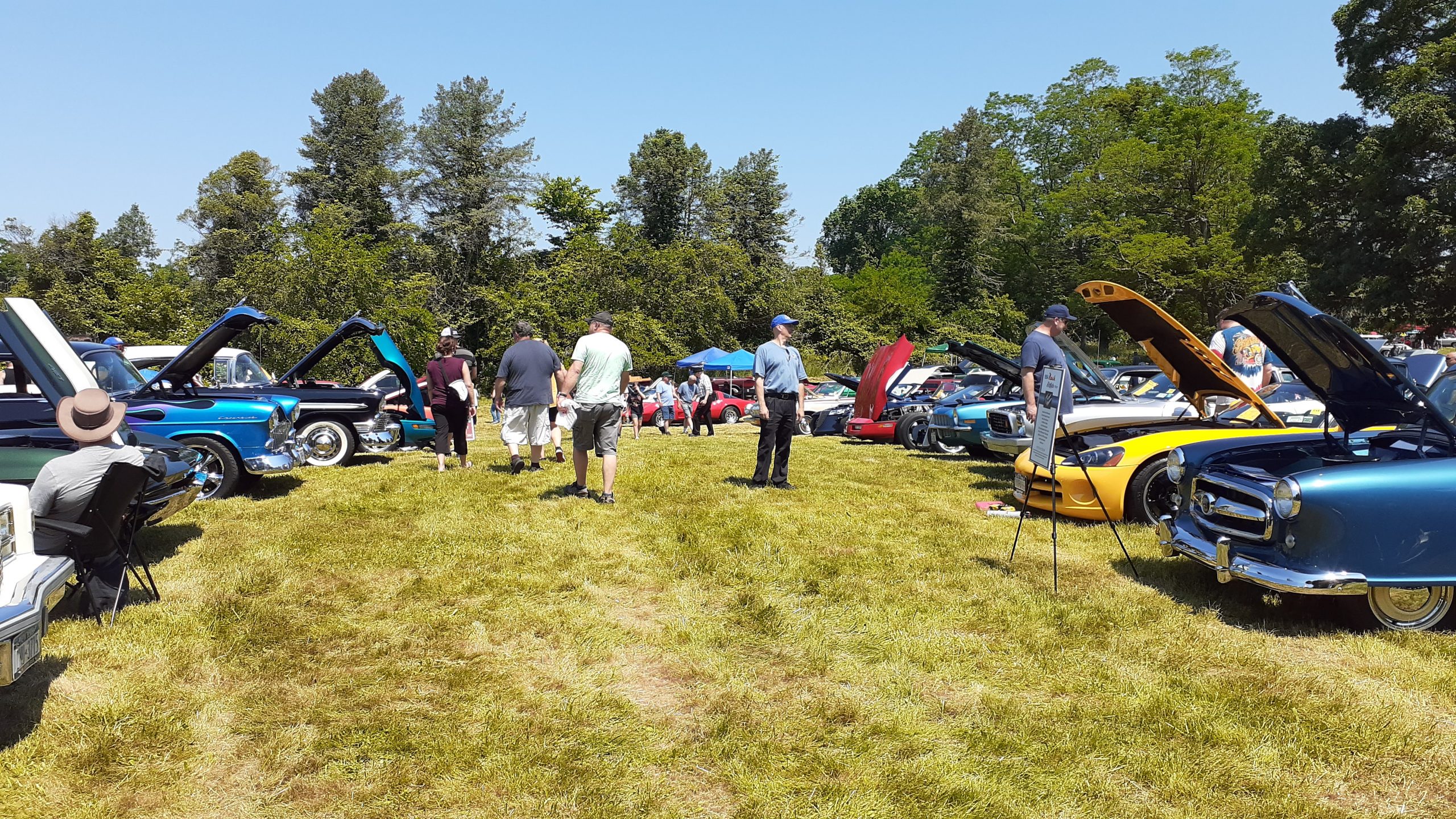 "Long Island Cars" Car Show and Swap Meet in Saint James NY